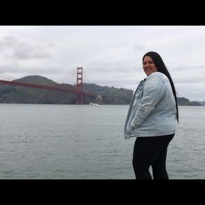 Meet your Posher, Raychelle